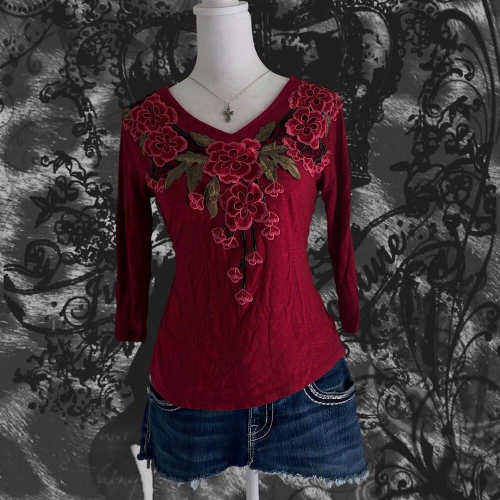 beautifully elegant 3D floral lace appliqué red long sleeve
